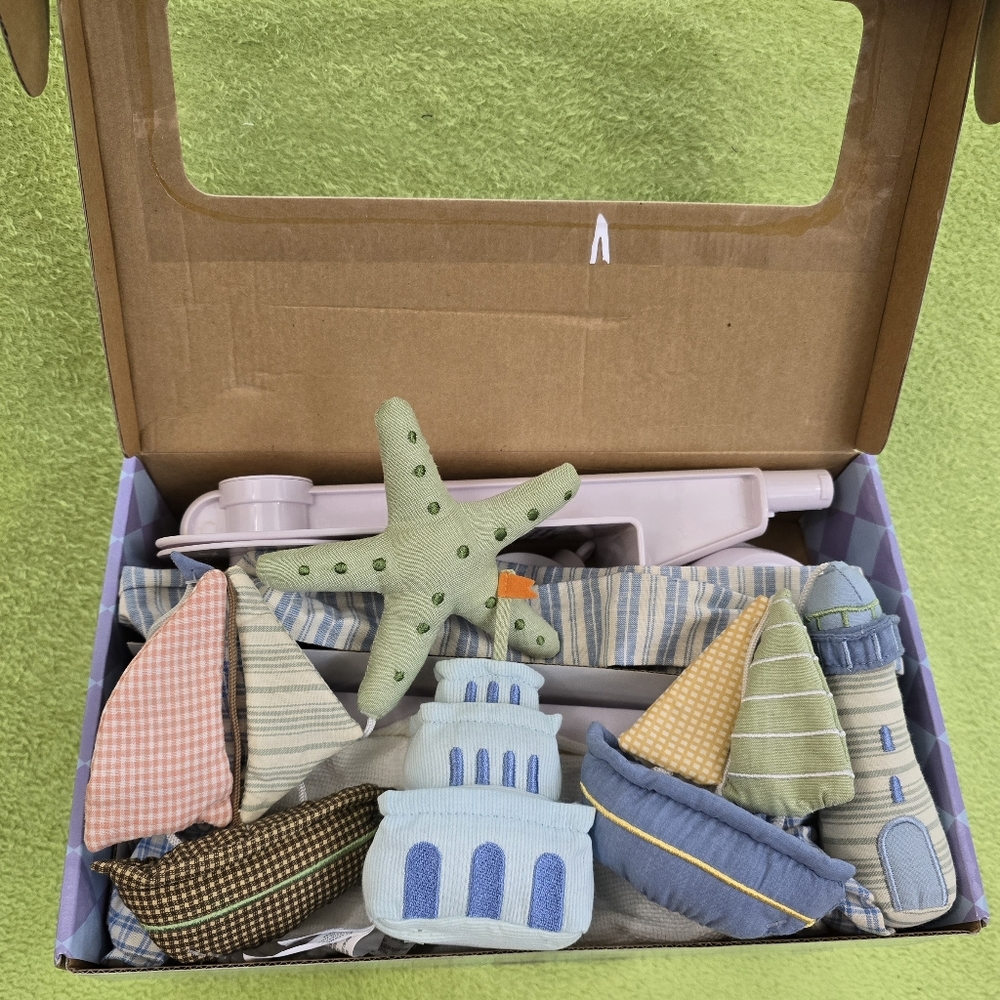 NWT VHTF BIRTH to 5M HAMPTON MUSICAL MOBILE NAUTICAL SAILBOATS + LIGHTHOUSE (Q1)
